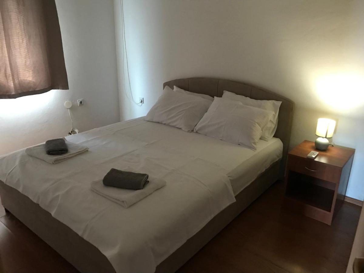 Pocanic'S Apartment Kotor Buitenkant foto